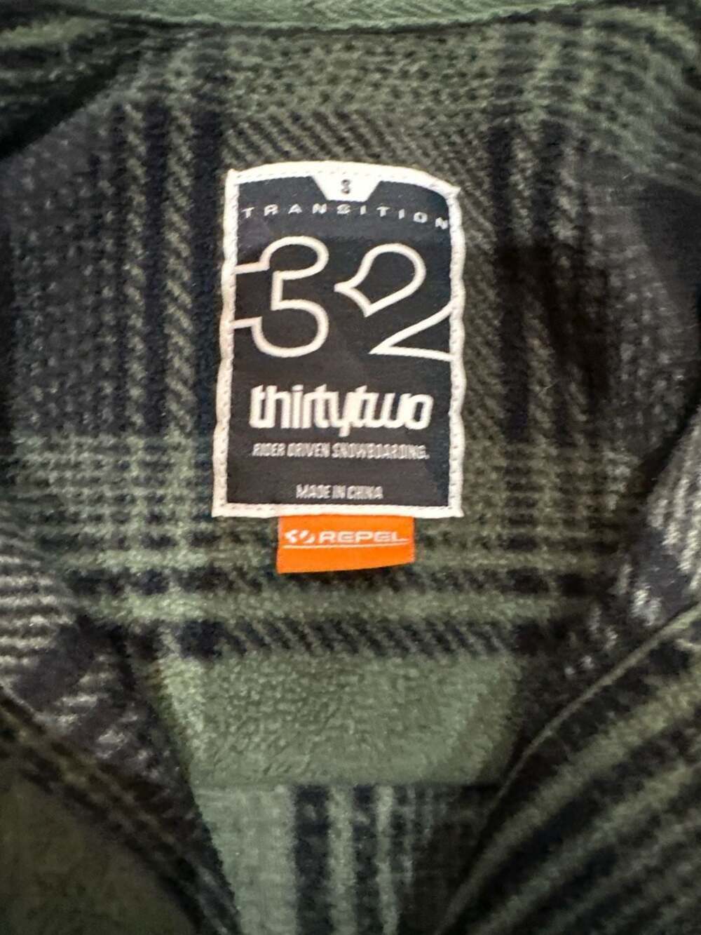 ThirtyTwo Reststop Polar Fleece Repel Shirt Forest Green Plaid - Picture 3 of 5